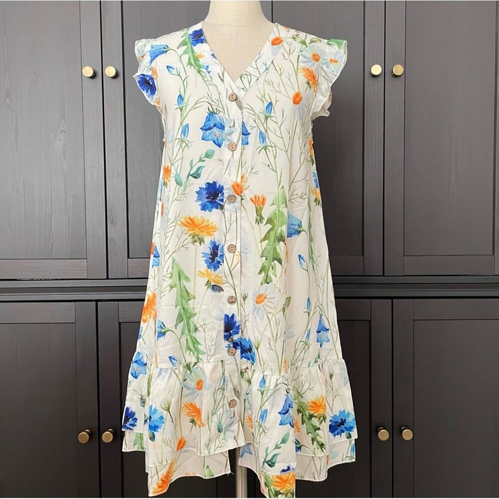Boutique Spring Chic Floral Button Front Dress Size Small New